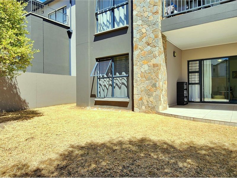 Lovely Ground Floor 3-Bedroom Apartment with Private Garden – Perfect Lock-Up-and-Go Living - Photo 5