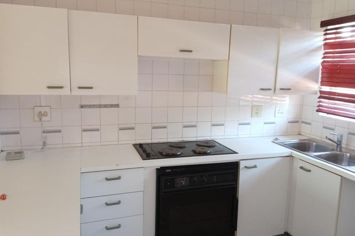 Newly Renovated 2-Bedroom Apartment – Prime Buccleuch Location! - Photo 5