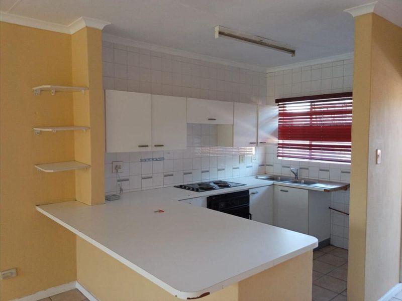 Newly Renovated 2-Bedroom Apartment – Prime Buccleuch Location! - Photo 4