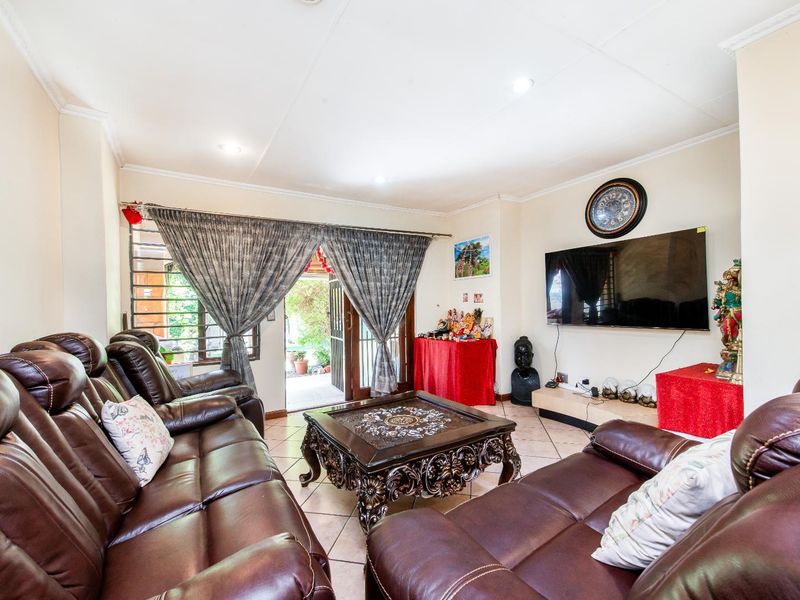 A FAMILY HOME YOU NEED - Photo 5