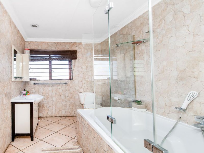 A FAMILY HOME YOU NEED - Photo 9