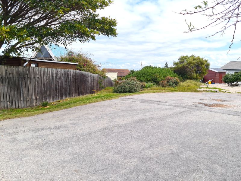 Vacant Level Stand for your New Home in Paradise Beach, Jeffreys Bay - Photo 2