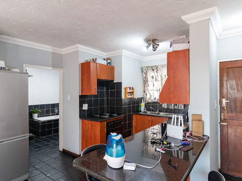 Neat One Bedroom Apartment in Erand Gardens - Photo 3