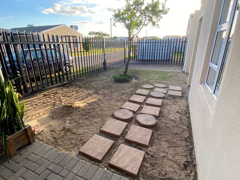 Well-Maintained 3-Bedroom Home with Braai Area - Photo 2