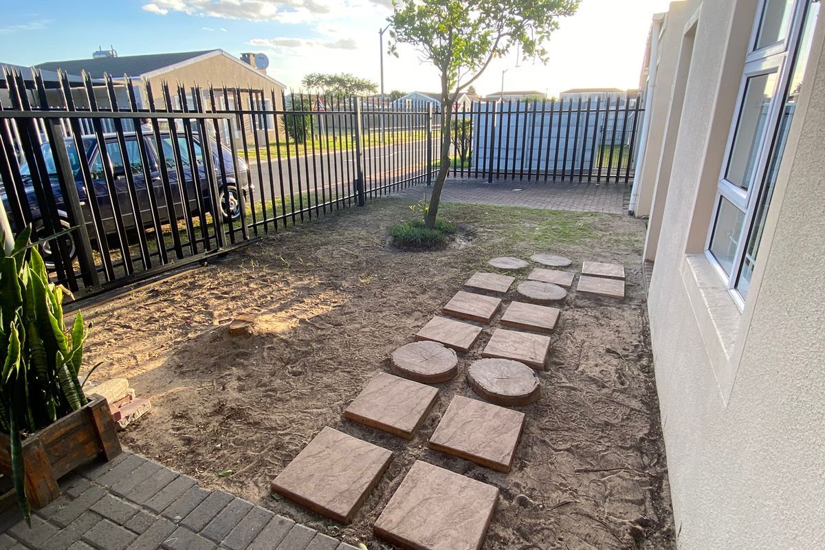 Well-Maintained 3-Bedroom Home with Braai Area - Photo 2