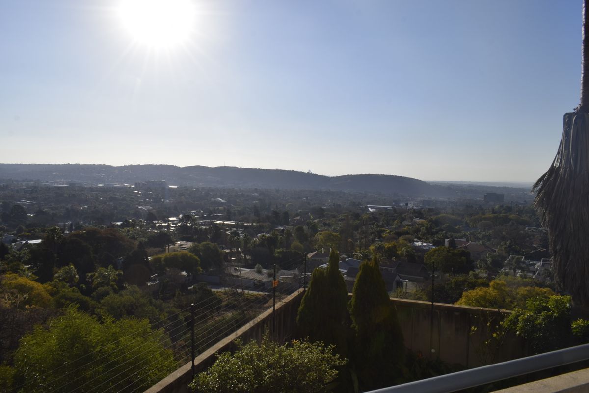 Modern 2 bedroom apartment for sale in Germiston - Photo 2