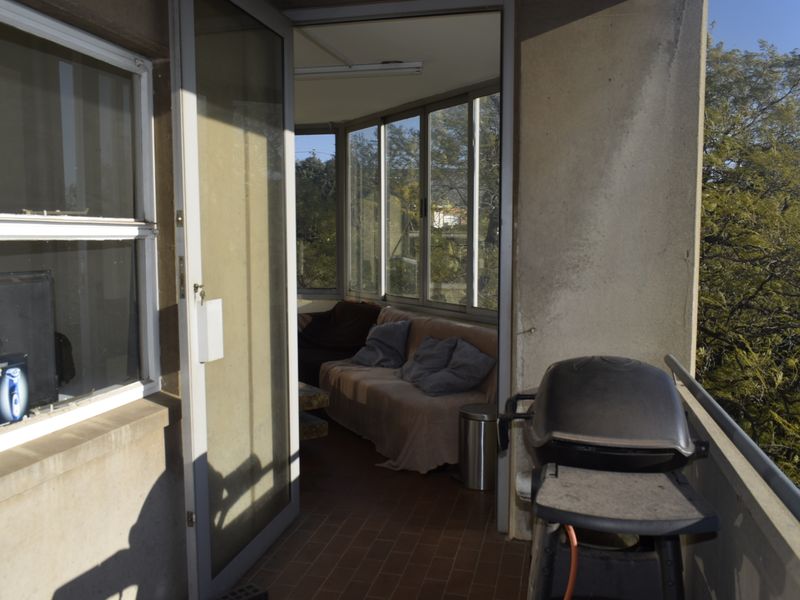 Modern 2 bedroom apartment for sale in Germiston - Photo 7