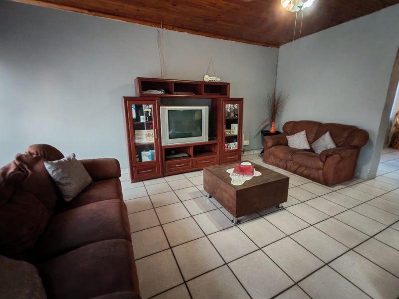 Sole and Exclusive Mandate - Photo 6