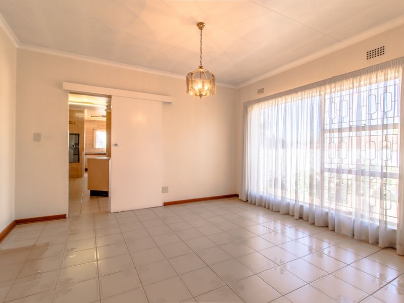 Bring A Little, Get A Lot! - Photo 6