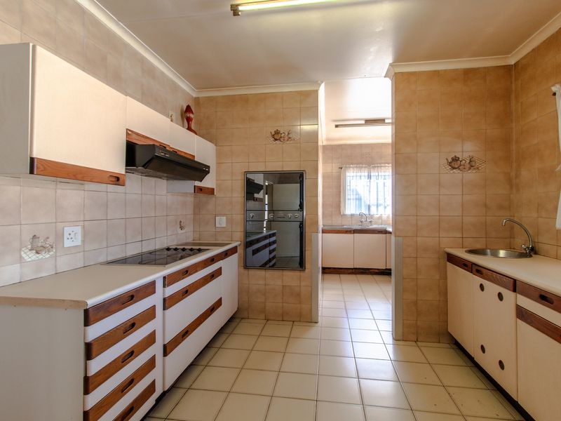 Bring A Little, Get A Lot! - Photo 10