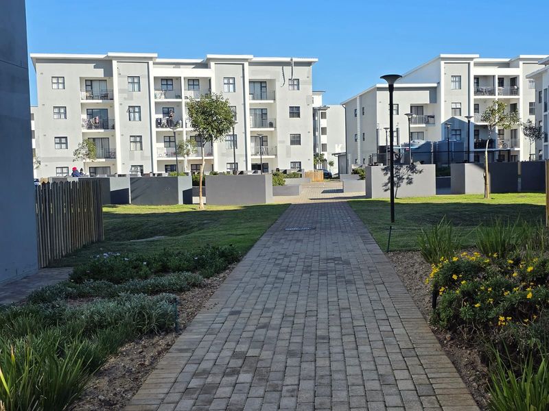 Modern, Secure Apartment for Sale in Parklands, Blouberg - Photo 1