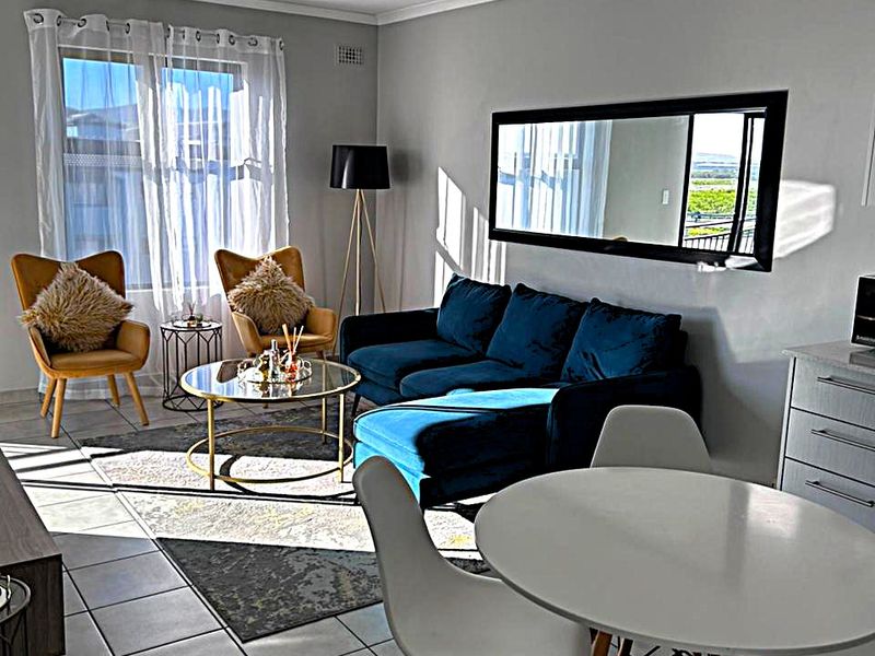 Modern, Secure Apartment for Sale in Parklands, Blouberg - Photo 5