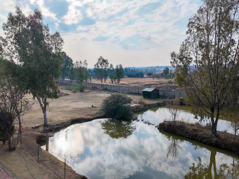 🌾 Invest on the R82 – Stunning Views, Tranquil Setting, Limitless Potential Property Highlights - Photo 7