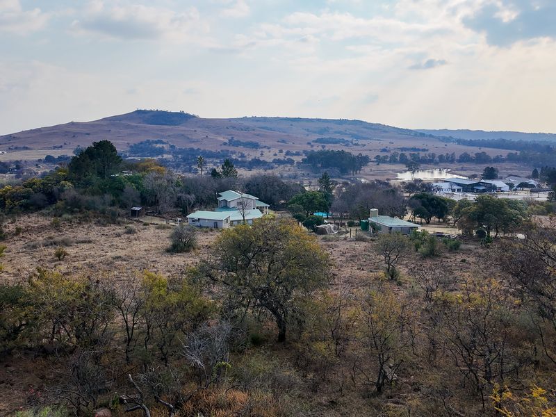 🌾 Invest on the R82 – Stunning Views, Tranquil Setting, Limitless Potential Property Highlights - Photo 4