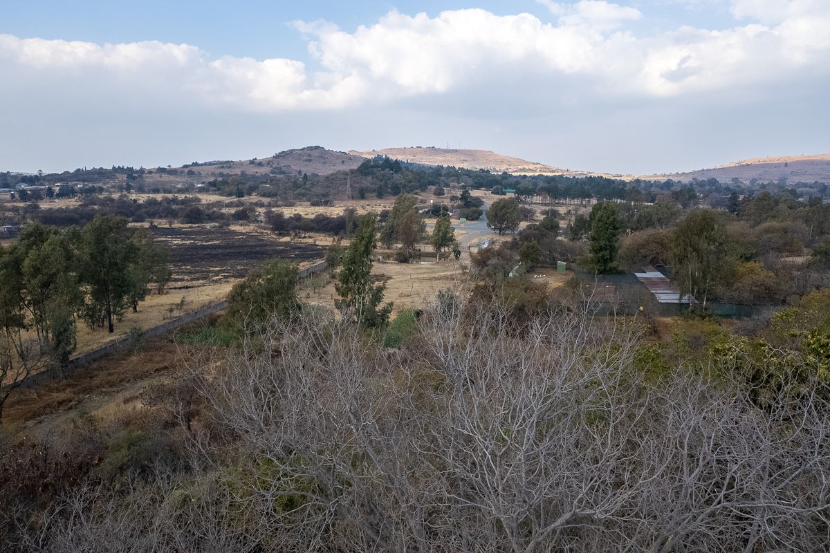 🌾 Invest on the R82 – Stunning Views, Tranquil Setting, Limitless Potential Property Highlights - Photo 3