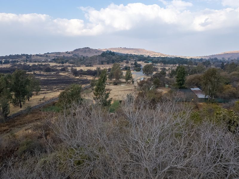 🌾 Invest on the R82 – Stunning Views, Tranquil Setting, Limitless Potential Property Highlights - Photo 3