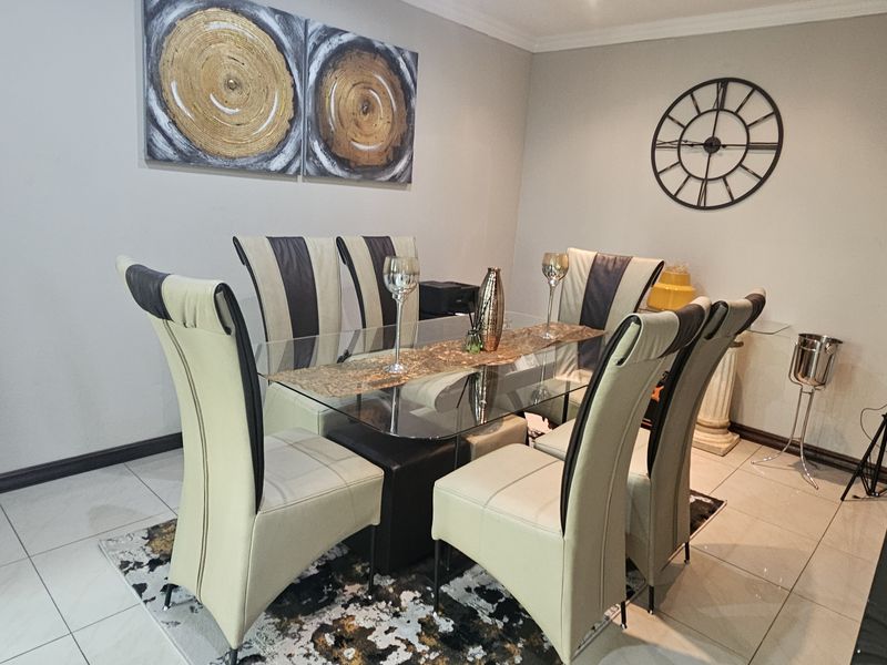 Modern Lifestyle Property in Secure Gated Complex - Photo 10