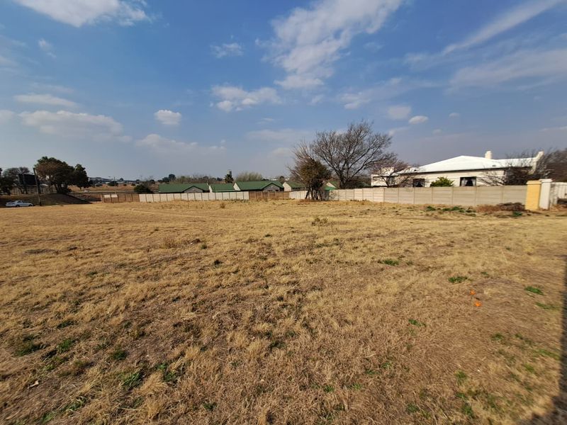 Where Vision Meets Opportunity – Craft a Community in Central’s Beating Heart - Photo 4