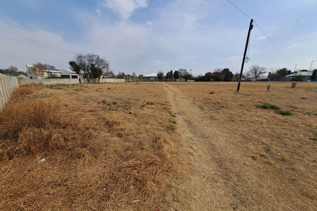 Where Vision Meets Opportunity – Craft a Community in Central’s Beating Heart - Photo 3