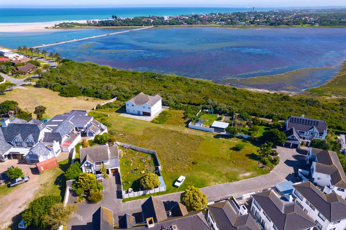 Vacant Stand in Small Estate with Concept Building Plan in Aston Bay, Jeffreys Bay - Photo 2