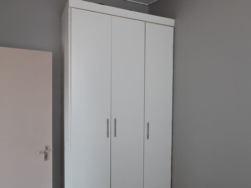 Neat sectional title flat in Madadeni J - Photo 6