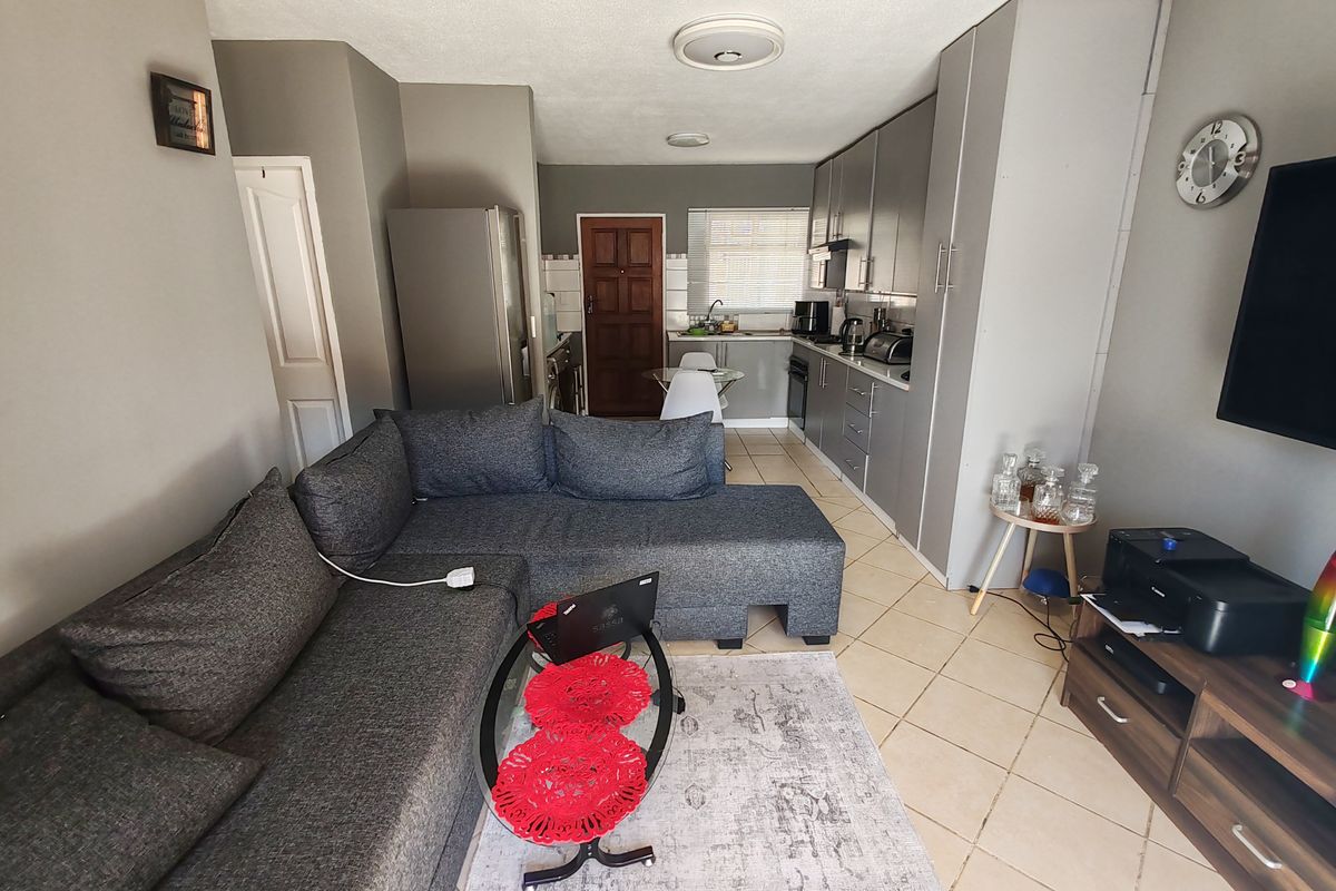 Modern Ground Floor 2-Bedroom Unit in Wonderpark Estate – Perfect Location & Lifestyle! - Photo 3