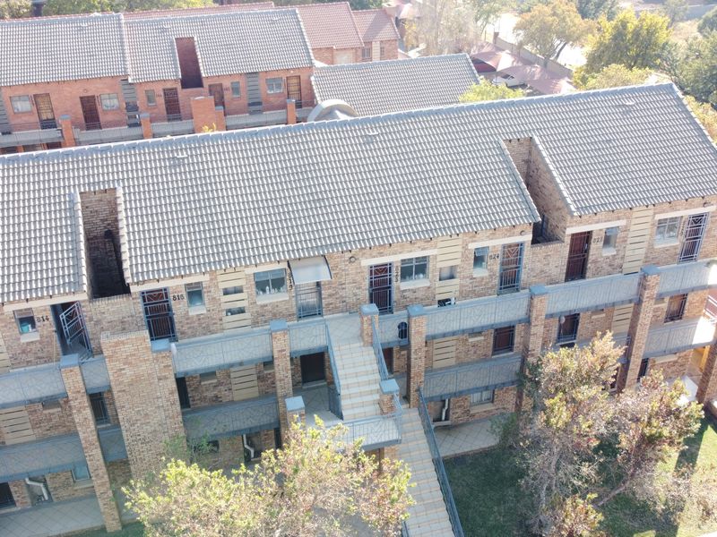 Modern Ground Floor 2-Bedroom Unit in Wonderpark Estate – Perfect Location & Lifestyle! - Photo 2