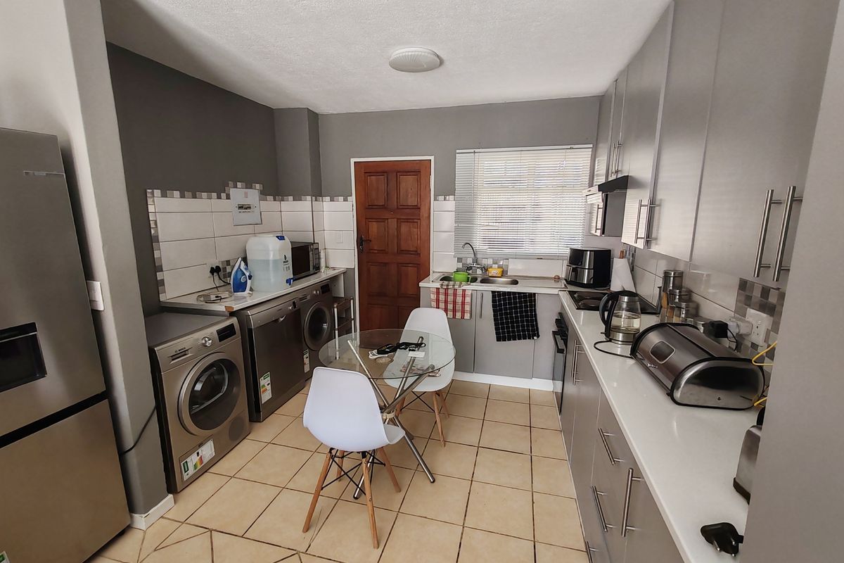 Modern Ground Floor 2-Bedroom Unit in Wonderpark Estate – Perfect Location & Lifestyle! - Photo 4