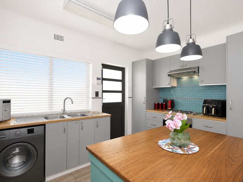 Secure and Stylish Gem in a Beautifully Maintained Complex - Photo 5