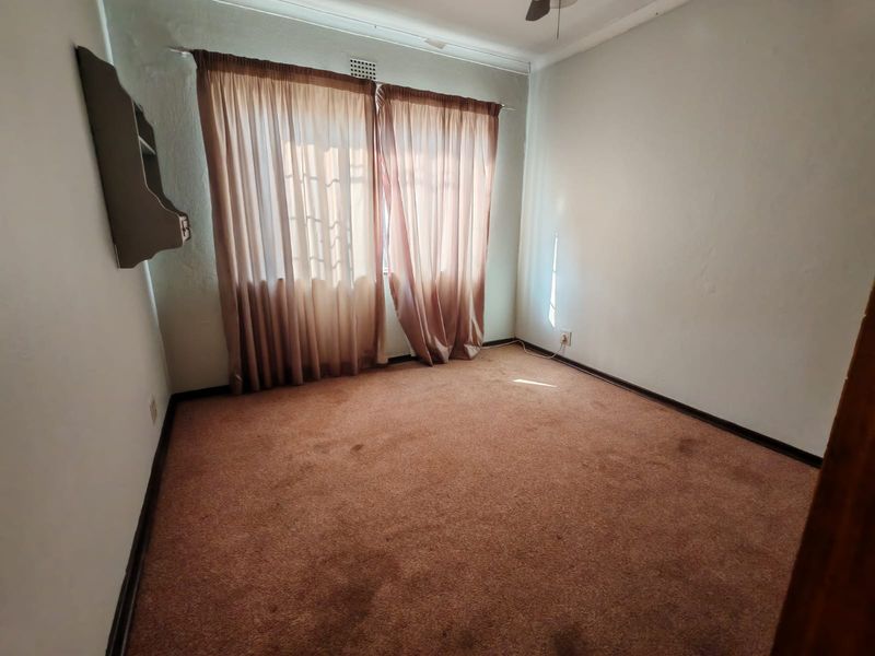 Endless Possibilities! - Photo 4