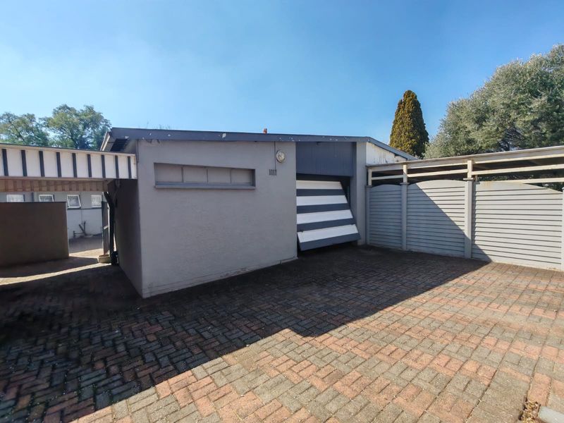 A Home Away from Home! - Photo 8