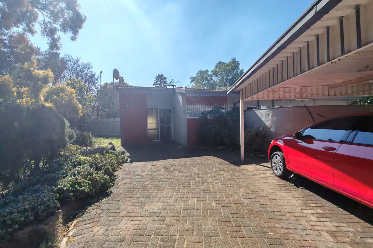 A Home Away from Home! - Photo 2