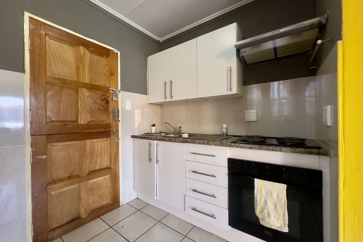 Family home - Photo 4