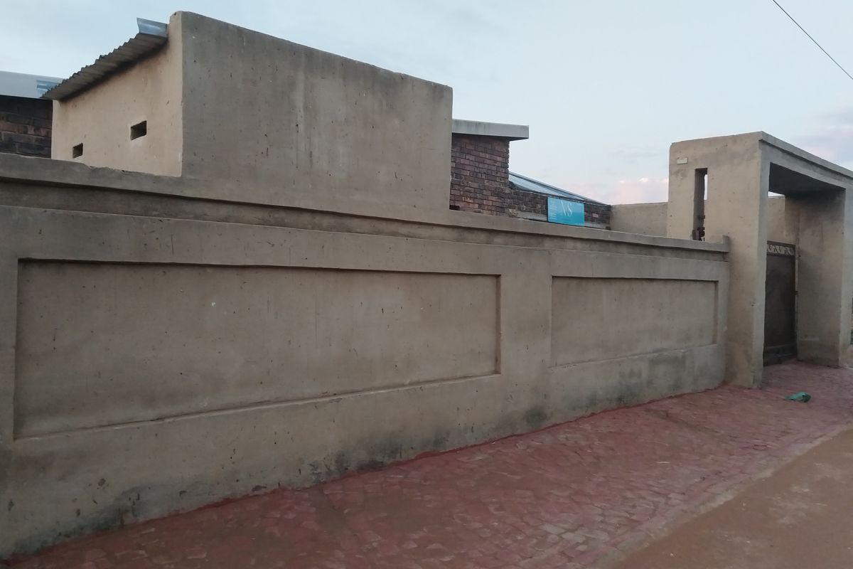 Discover Your Dream Home in Boitumelo, Sebokeng - Photo 2