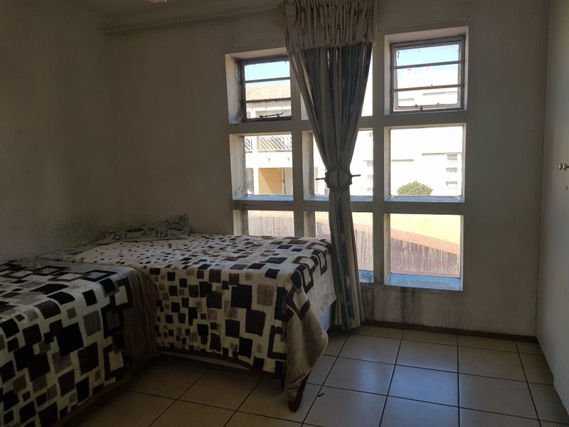 2 Bedroom Townhouse to rent in Mondeor - Photo 10