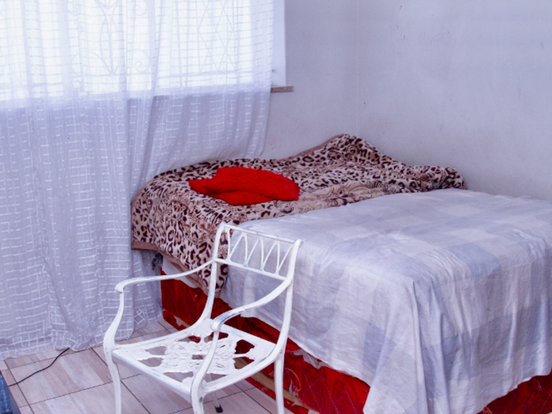 Prime and Secure Johannesburg Home with Bonus Cottage - Photo 7