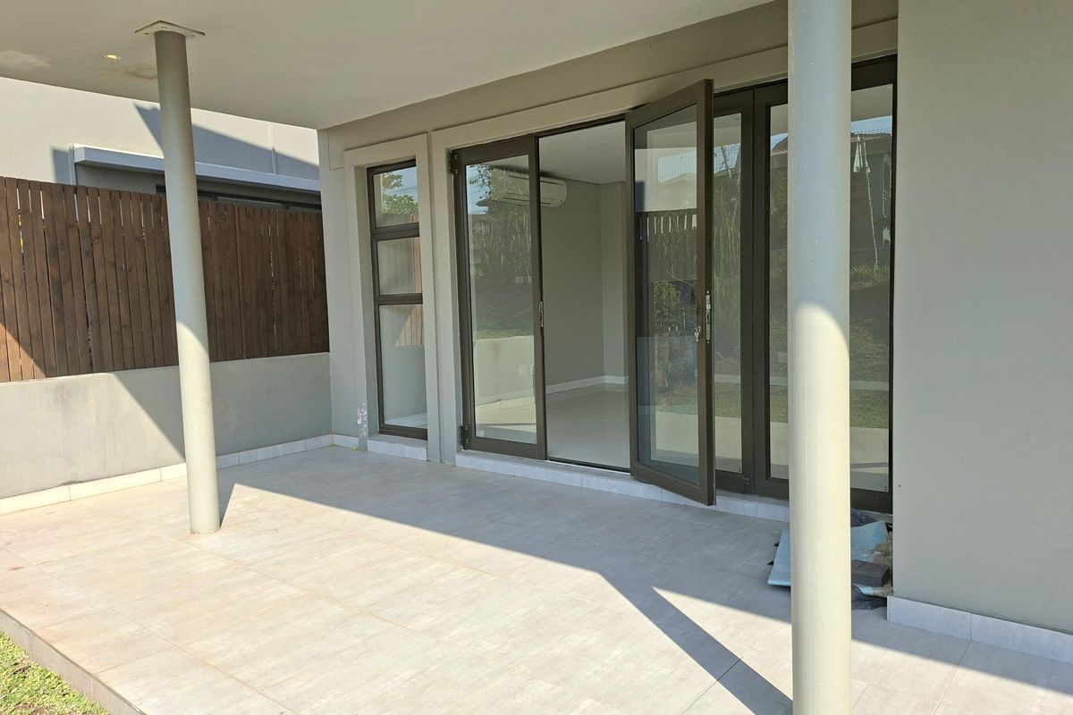 Ultra-Modern Luxury in Izinga Ridge - Photo 4