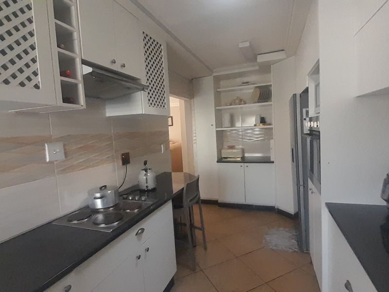 Modern 3-Bedroom Unit in Secure Sharon Park Complex - Photo 4