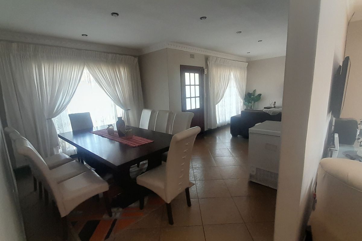 Modern 3-Bedroom Unit in Secure Sharon Park Complex - Photo 5