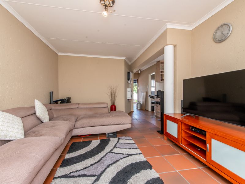 EXCLUSIVE SOLE MANDATE - Photo 6