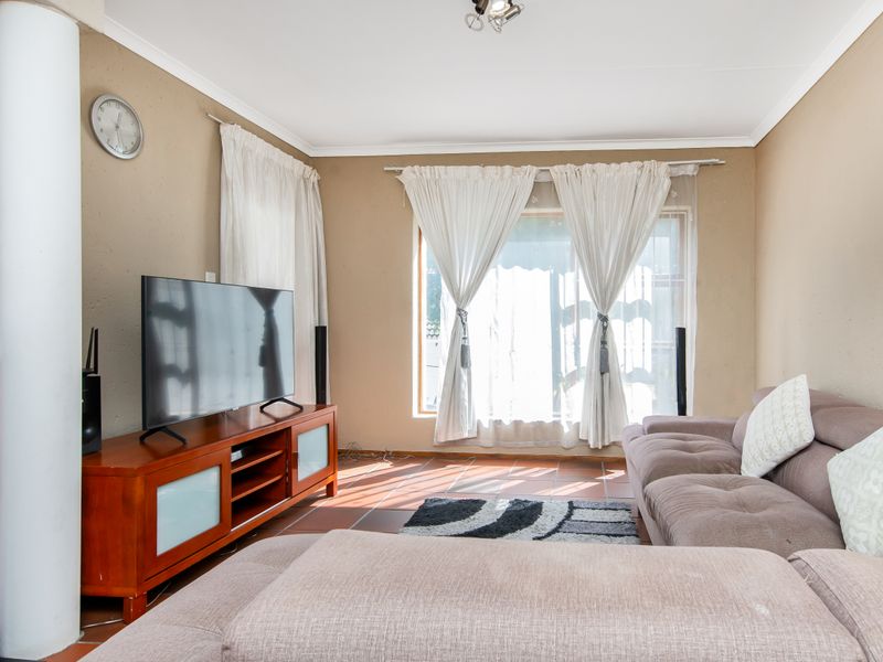 EXCLUSIVE SOLE MANDATE - Photo 7