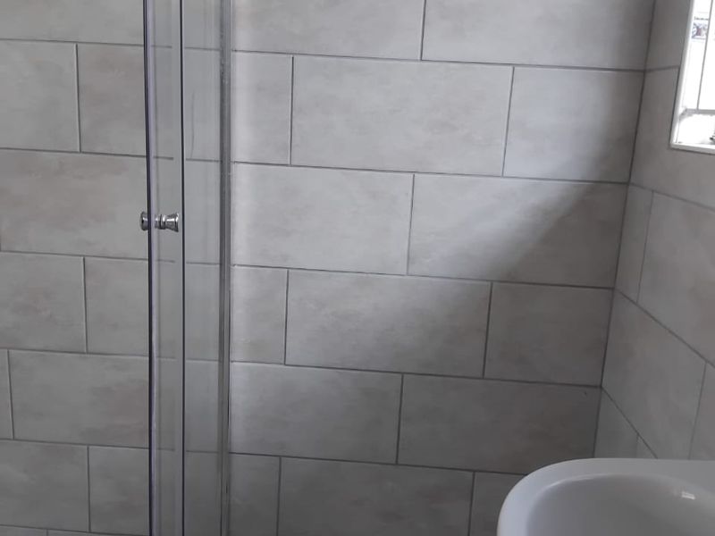 Stunning 2 bedroom house - Photo 7