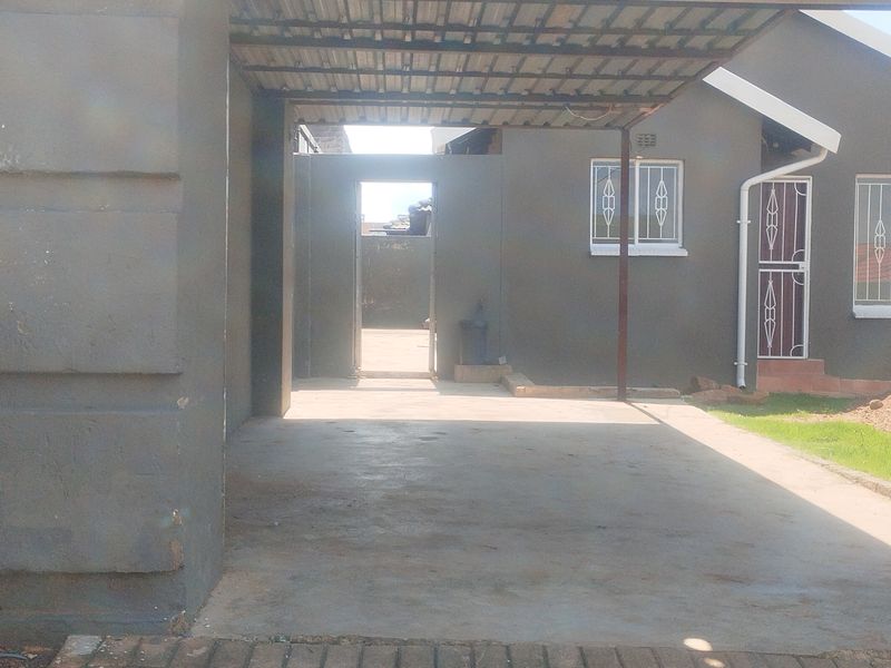 Stunning 2 bedroom house - Photo 10