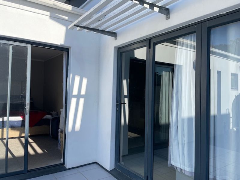 Swim, Gym, Dine & Relax – All in One Secure Complex - Photo 7