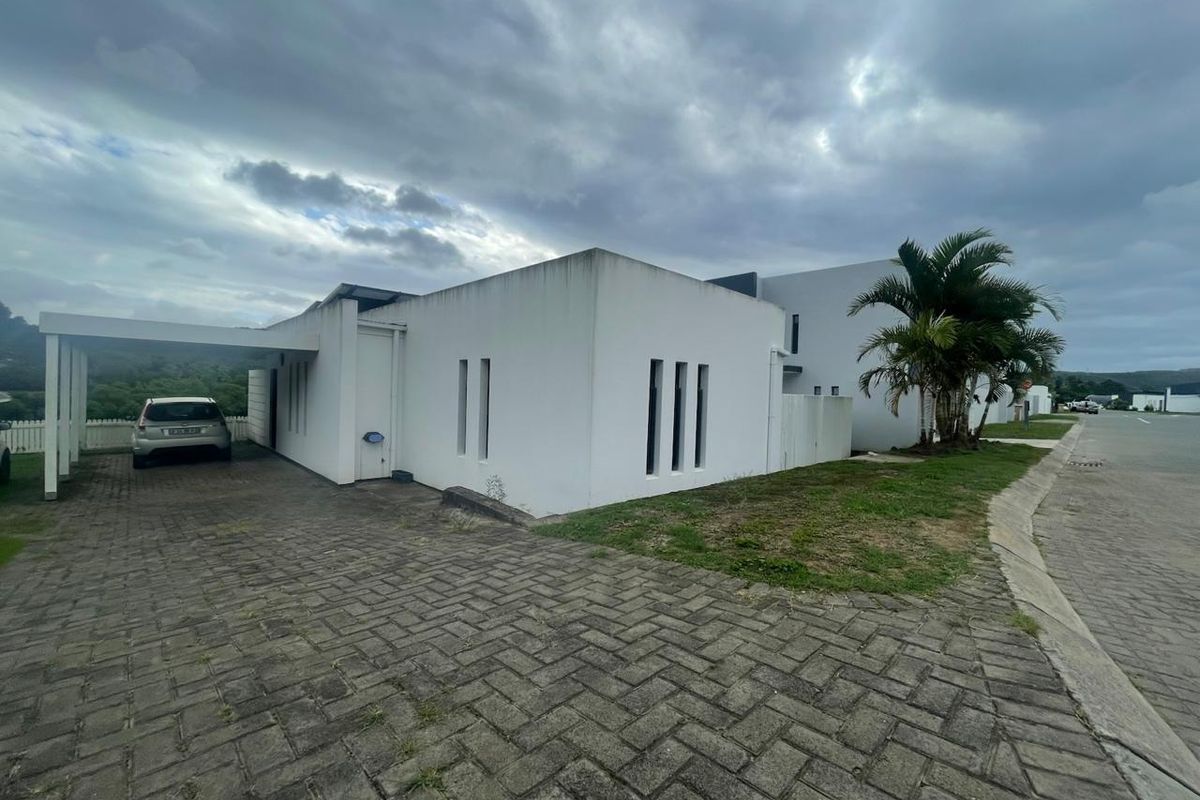 Swim, Gym, Dine & Relax – All in One Secure Complex - Photo 2