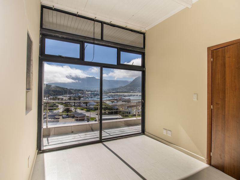 Apartment with Panoramic Views - Photo 10