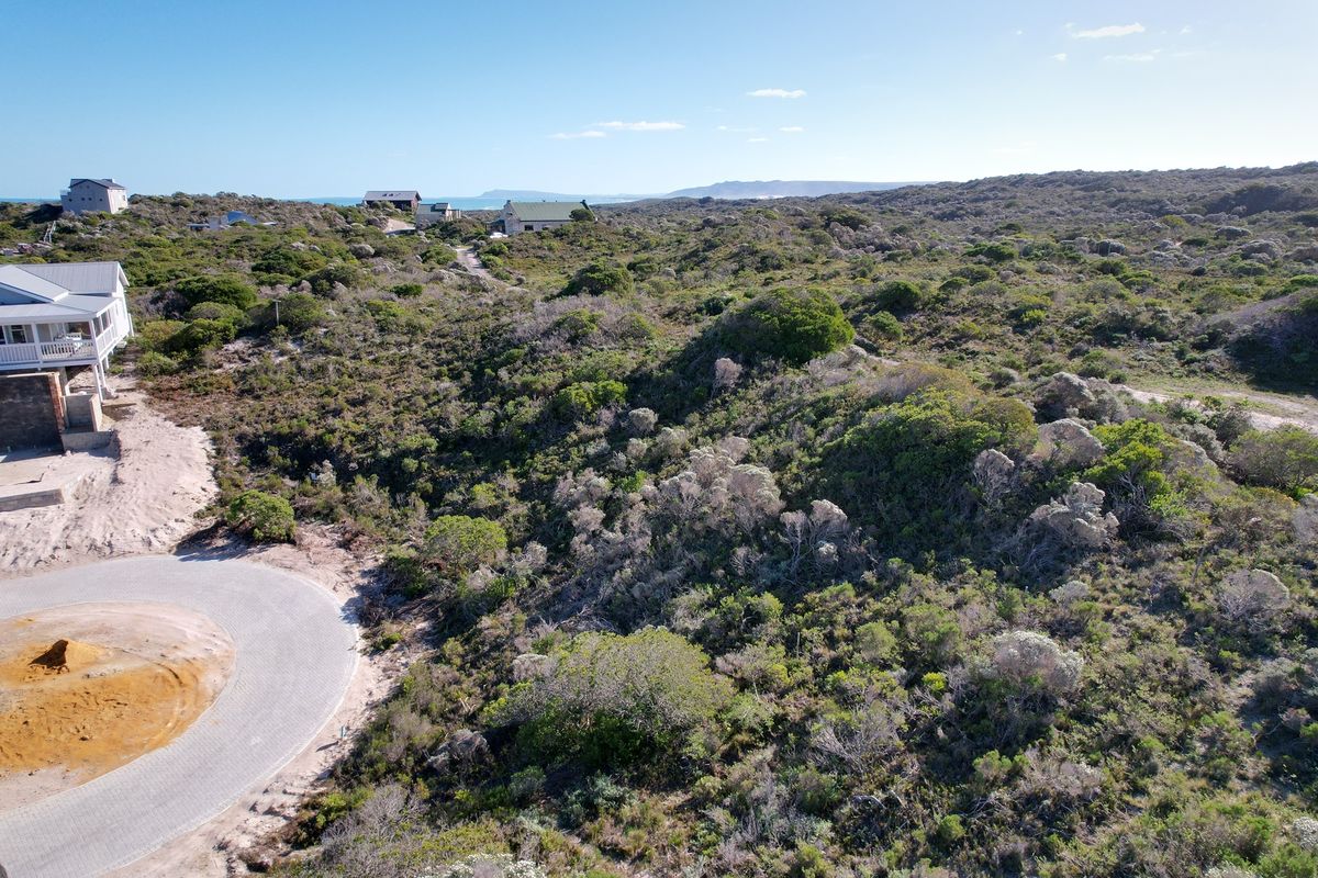 Elevated Stand Offering Lasting Value - Photo 4