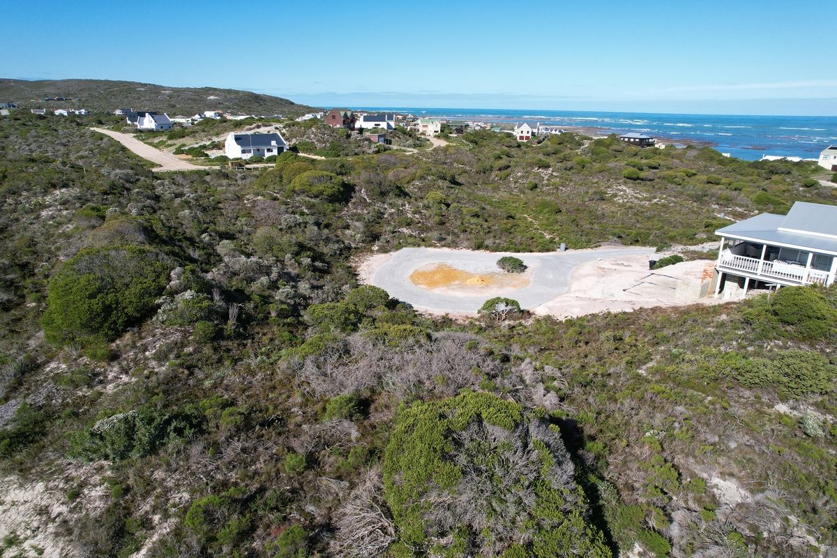 Elevated Stand Offering Lasting Value - Photo 5