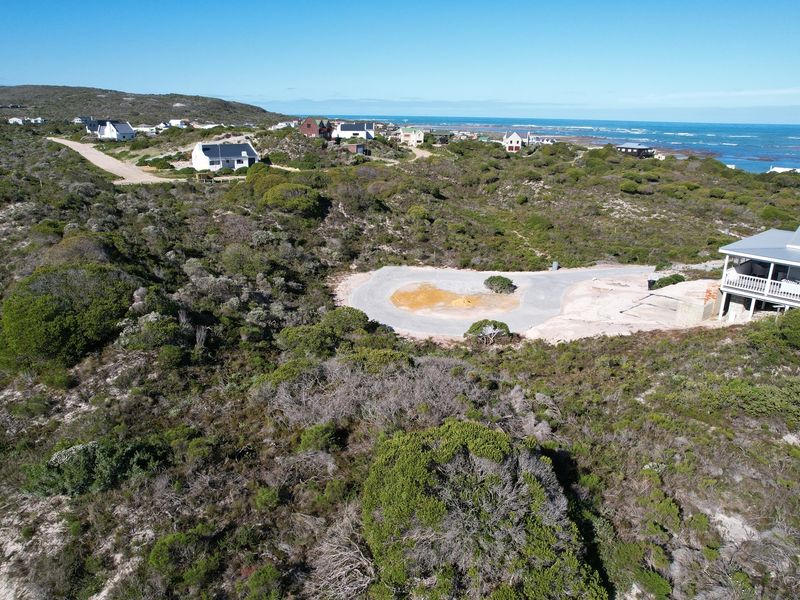 Elevated Stand Offering Lasting Value - Photo 5