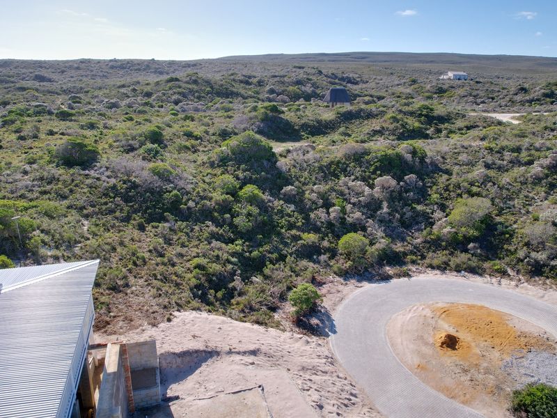 Elevated Stand Offering Lasting Value - Photo 8